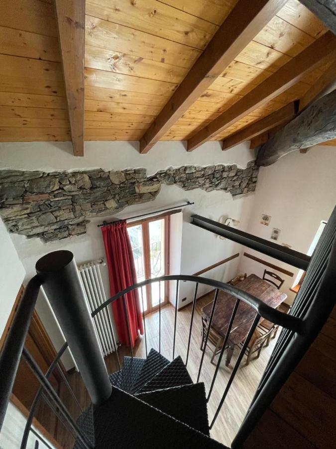 Hotel La Torre Castiglione dʼIntelvi Extérieur photo